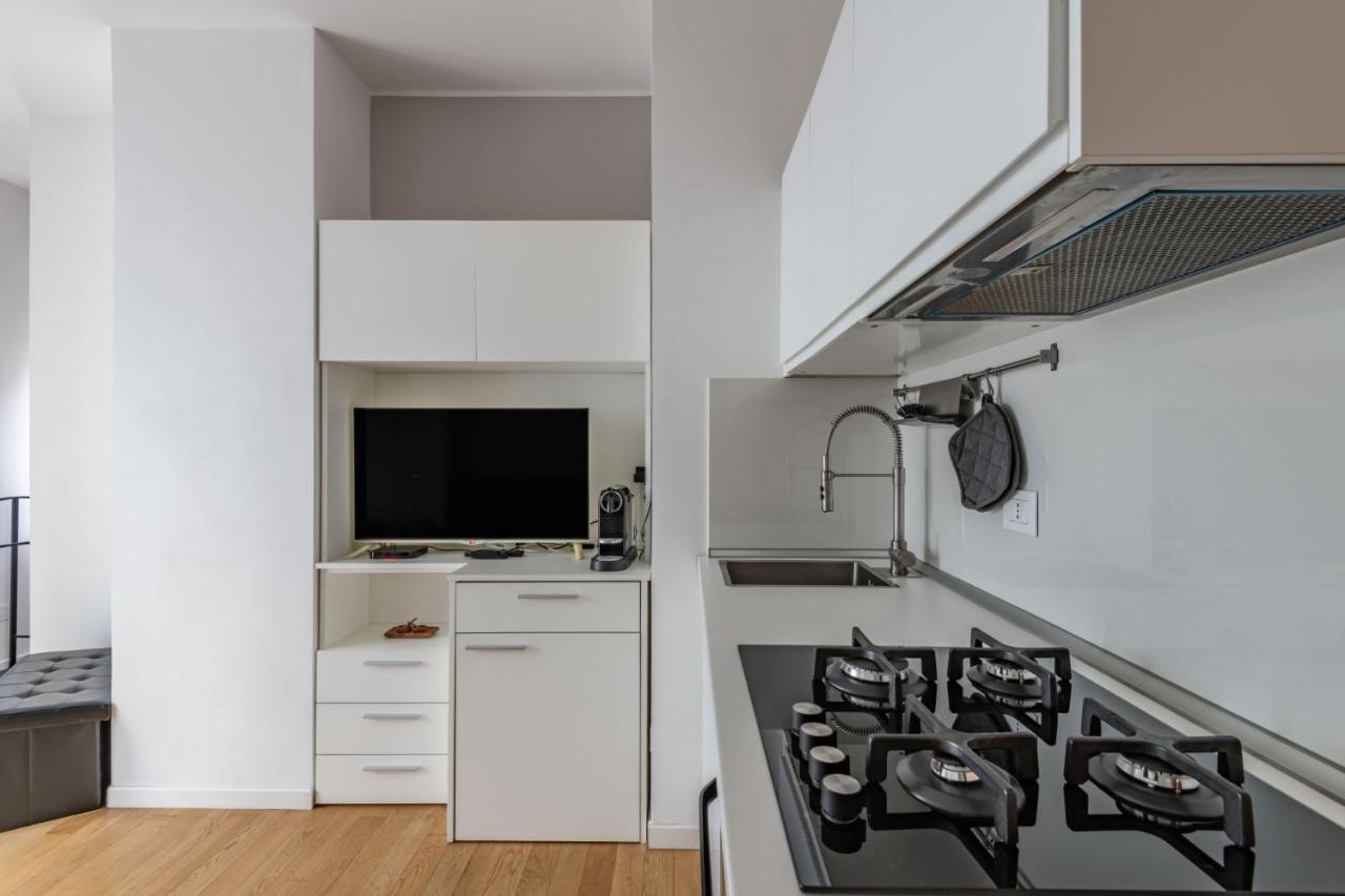 Easylife - Sofisticato Monolocale Con Terrazzino Nel Cuore Di Porta Venezia Mailand Exterior foto